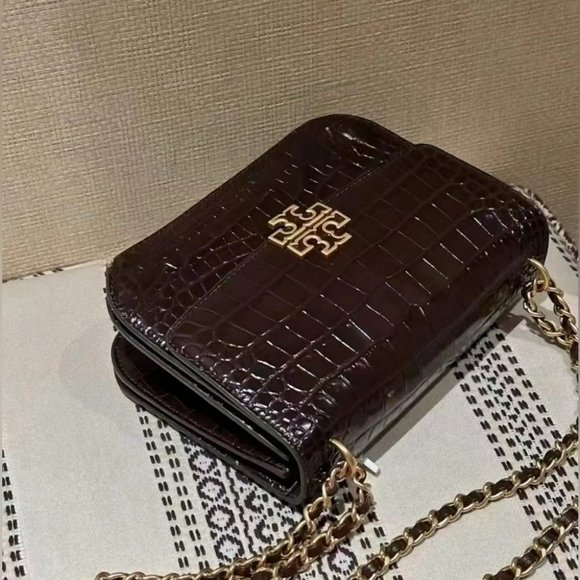 🔥NeW! Tory Burch Britten Embossed Small Adjustable Shoulder Bag - Picture 15 of 15